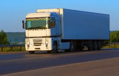 Antalya ile Yunusemre Arası Öğrenci Eşyası Taşıma